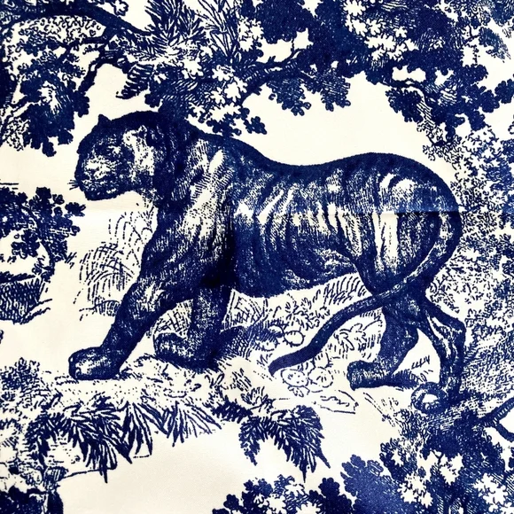 Floral Satin Square Scarf Blue White 35" Head Hair Neck Bandana Preppy New - Picture 17 of 17